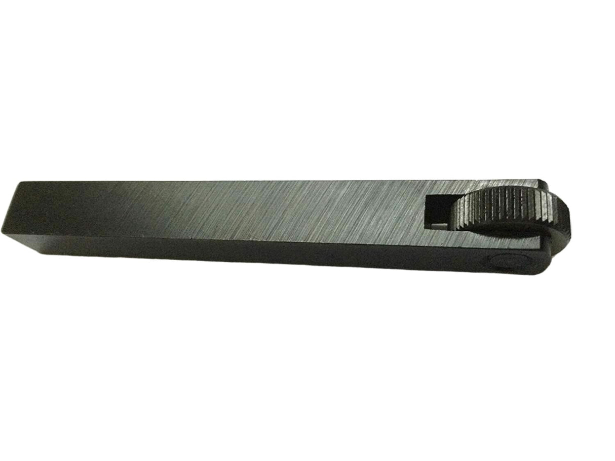 Knurling tool holder arm side angle