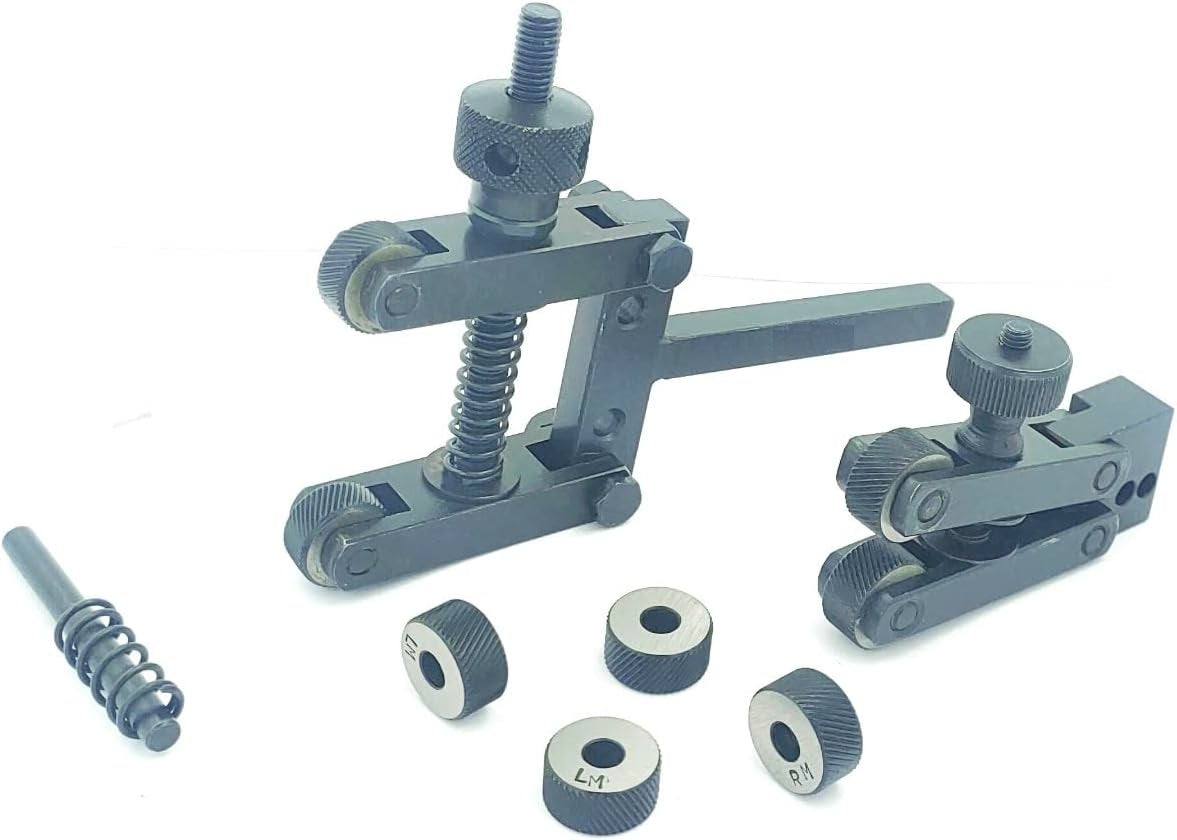 Double wheel knurling tool holder assembly for lathe