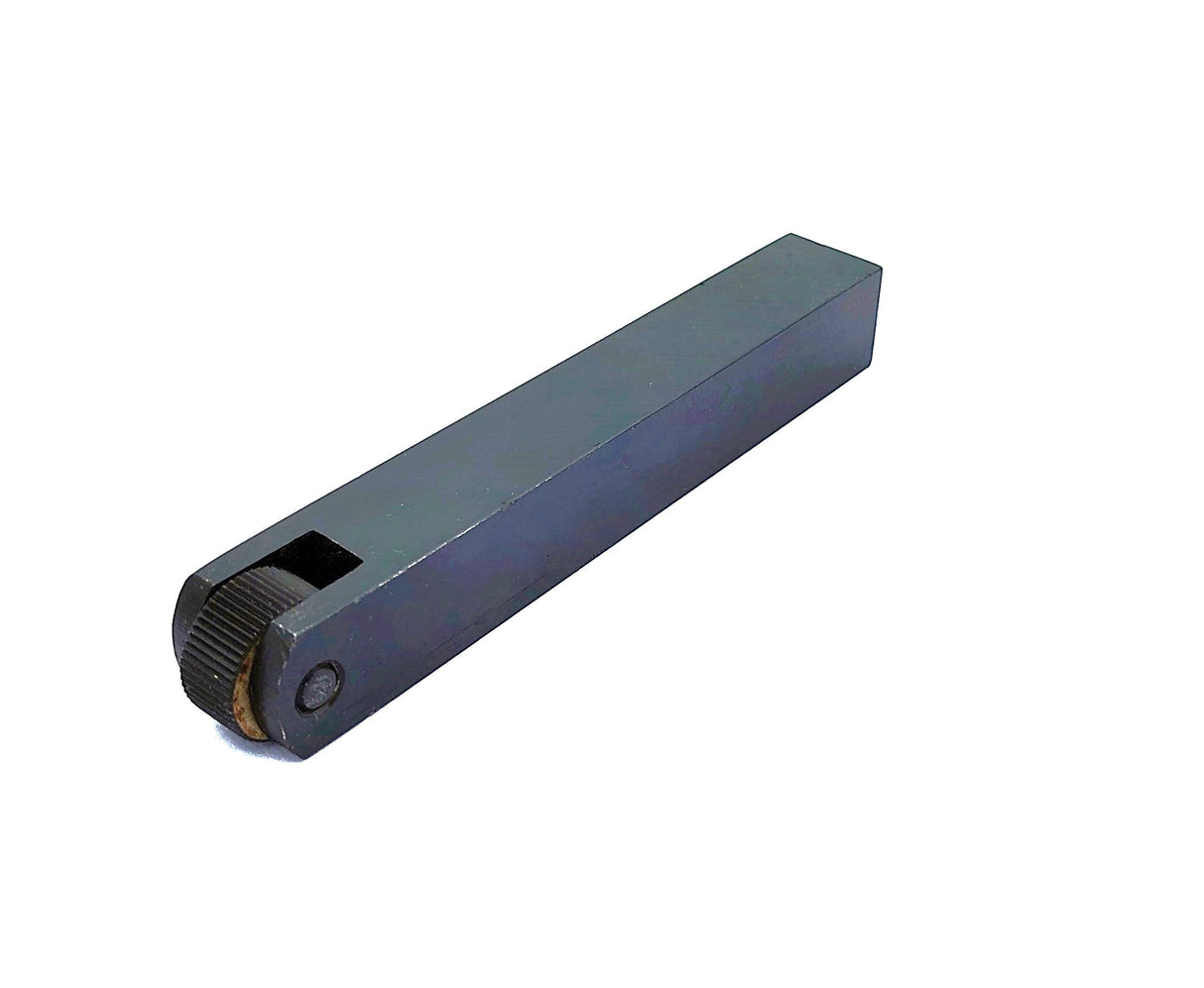 Knurling tool holder arm angled position