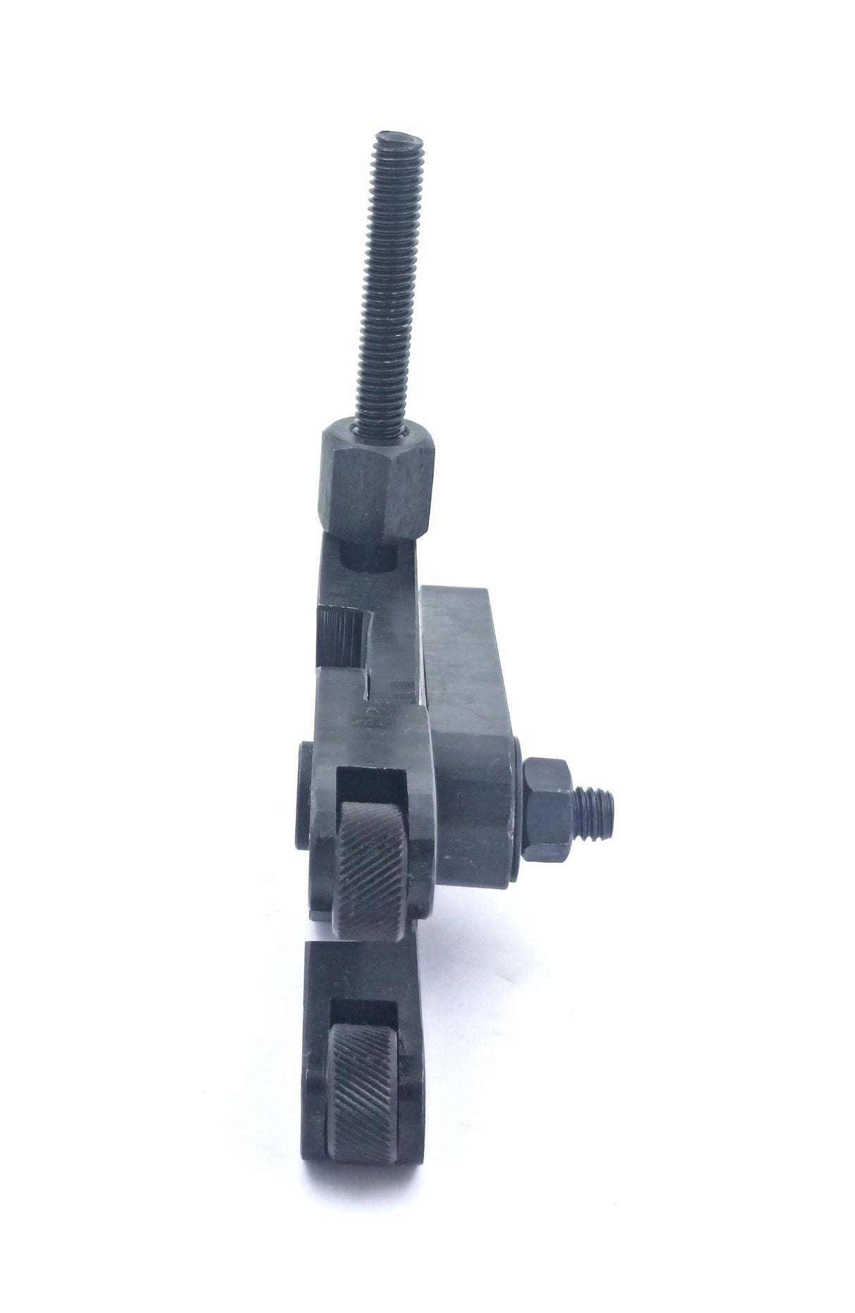 Clamp type knurling tool top view with adjustable clamping mechanism