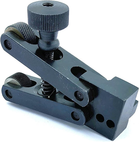 Lathe knurling tool clamp type with pressure control