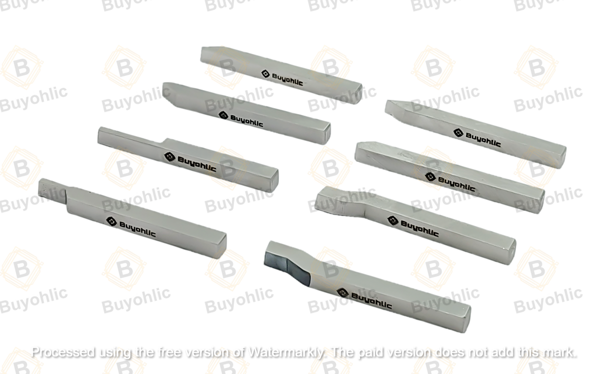 Lathe form cutting tools arranged diagonally