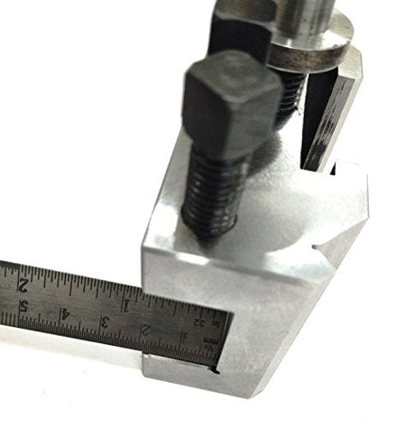 Close-up of clamping mechanism Quick change lathe tool holder
