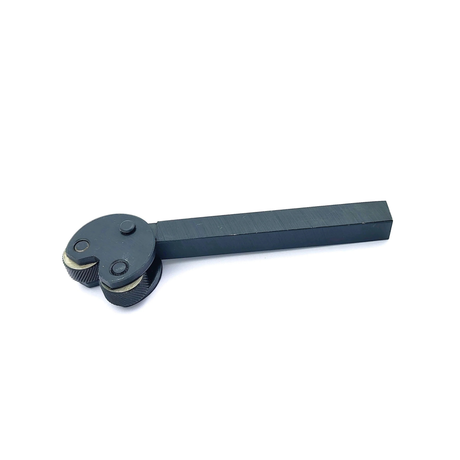 Two wheel pivot head knurling tool for lathe